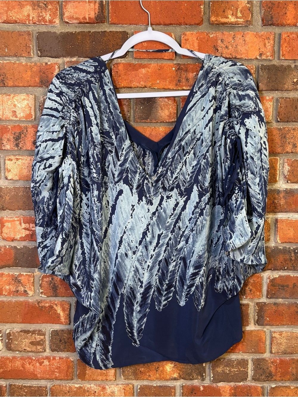 Ramona LaRue womens Tara silk owl feather print batwing top blue S